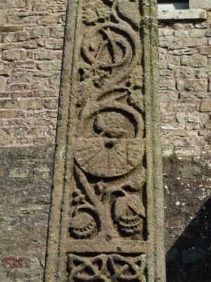 The Bewcastle Cross: A Tapestry of Intertwined Animals and Spiraling Glory!